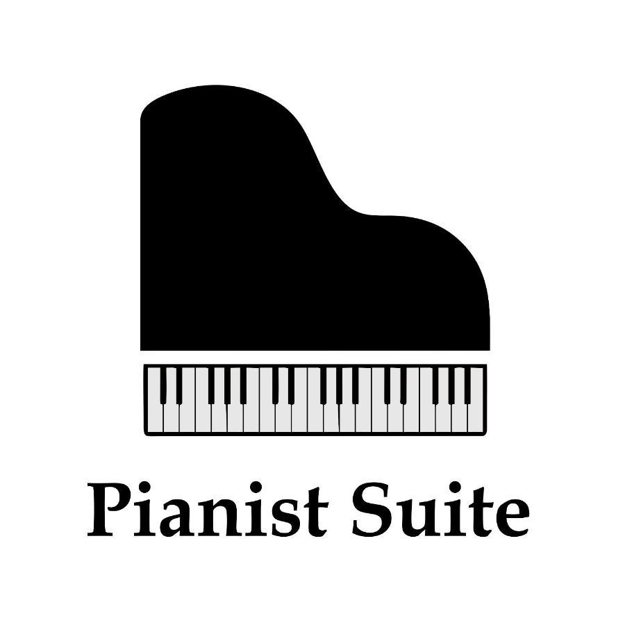 Apartment Niochori Heritage: The Pianist *
